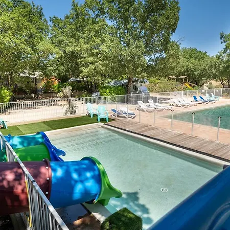 Campsite Camping La Buissiere 3*