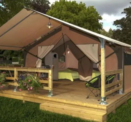 Camping La Buissiere 3*