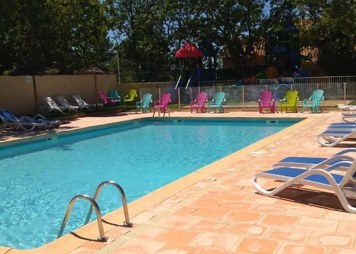 Camping La Buissiere 3* Баржак