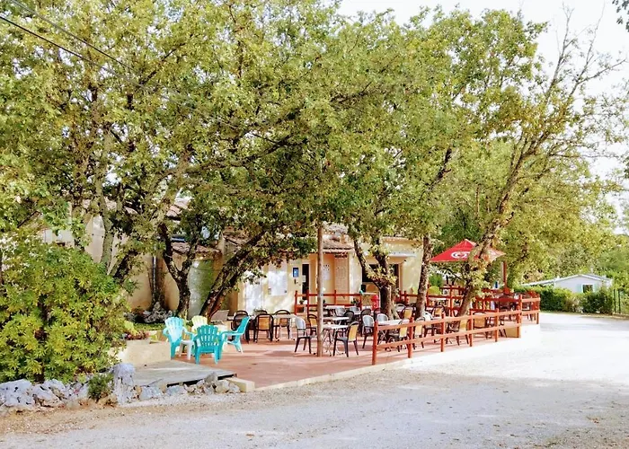 Camping La Buissiere Баржак