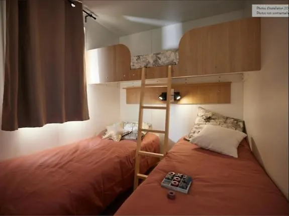 Camping La Buissiere 3* Баржак