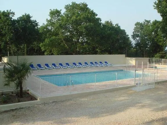 Camping La Buissiere Кемпинг Баржак